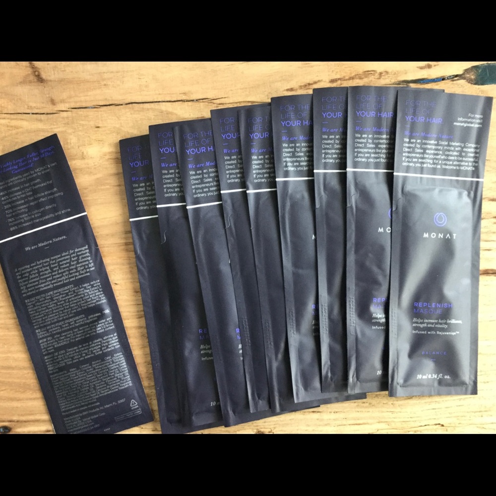 Monat Replenish mask